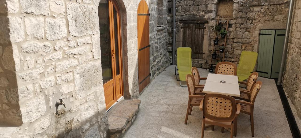 Maison Du Troubadour Балазук Екстериор снимка